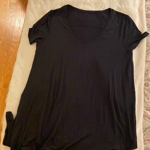 Black long lululemon t shirt